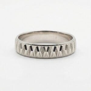 טבעת מרוקעת