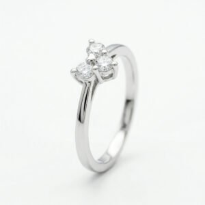 טבעת לב 3 אבנים